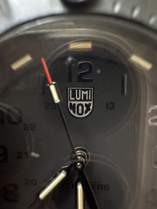 Швейцарсие военные часы.