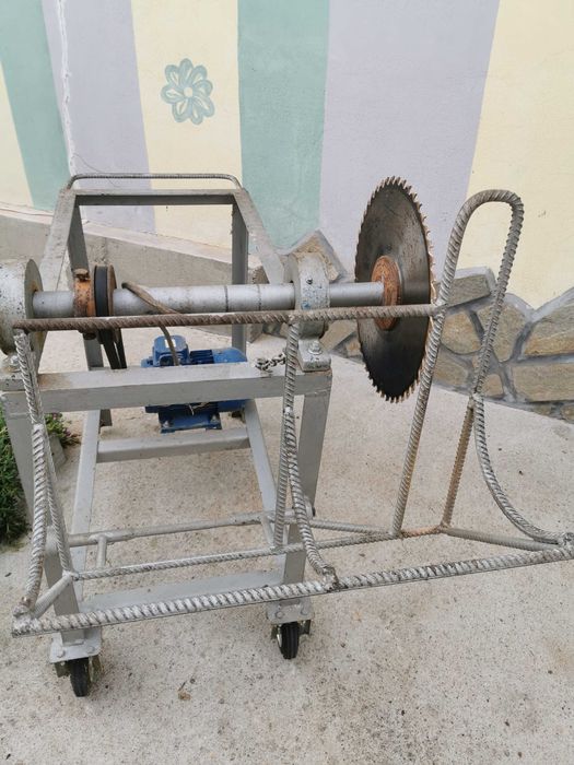 Циркуляр за рязане на дърва