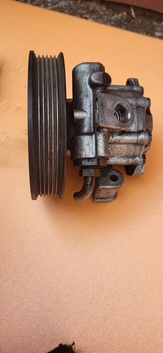 Мерседес запчасти по ДВС OM 611