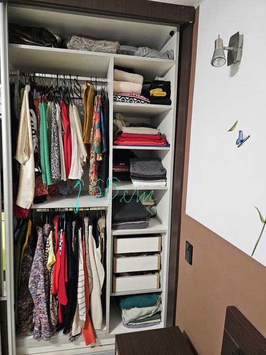 Dresing cu oglinda, pat, saltea, noptiere și comodă