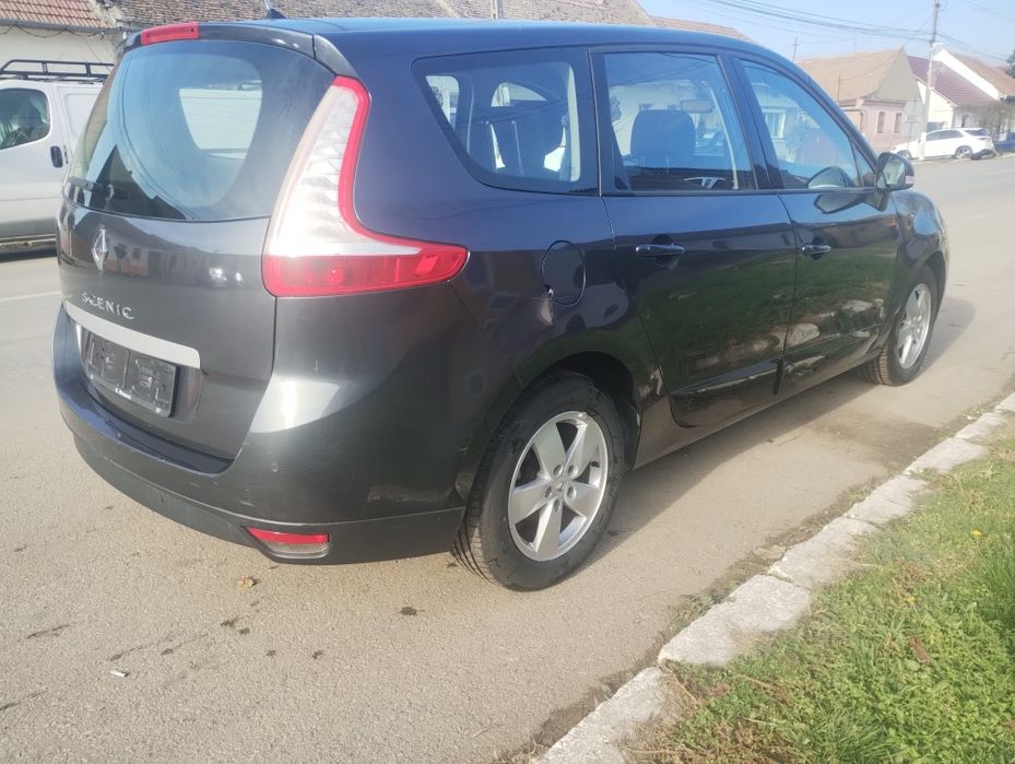 Renault grand scenic xmod