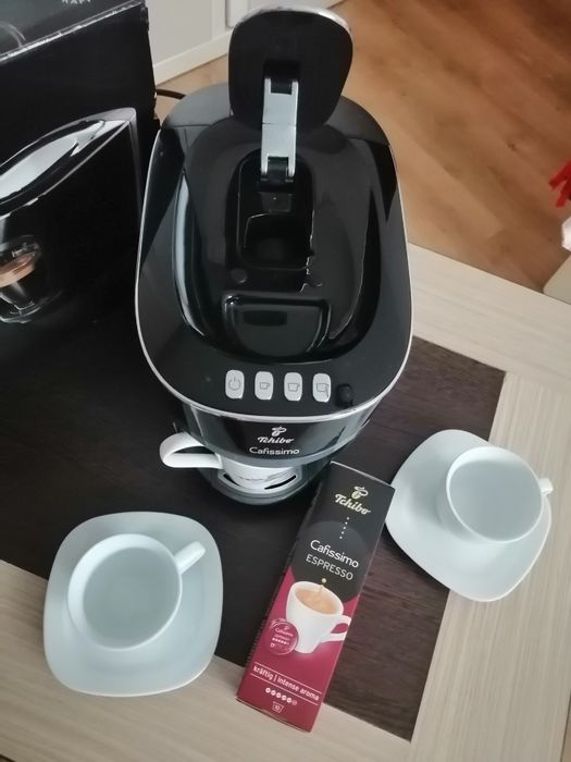 Vând espressor Tchibo Cafissimo.