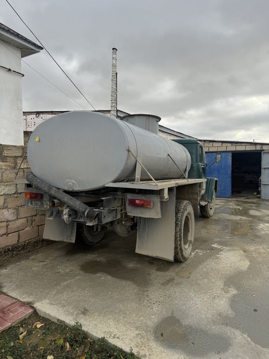 Продам зил водавоз 5 куб