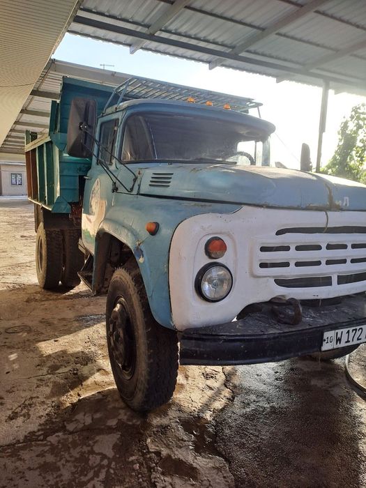 ЗИЛ   сотилади..