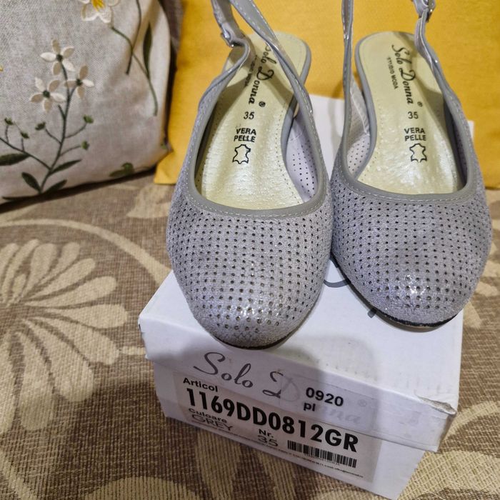 Pantofi din piele marimea 35