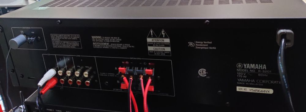 Стерео Ресивер/Усилитель Yamaha R-S 201