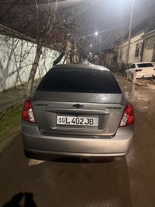 Лассети 1.6  2013 йил