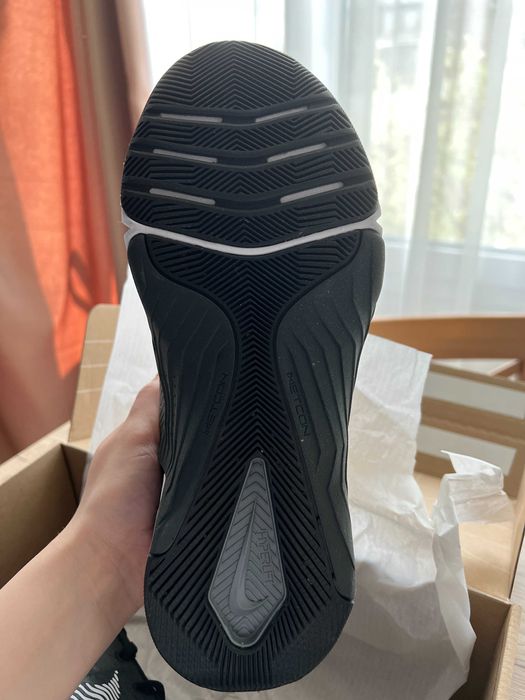 Nike Metcon 8 26.5cm