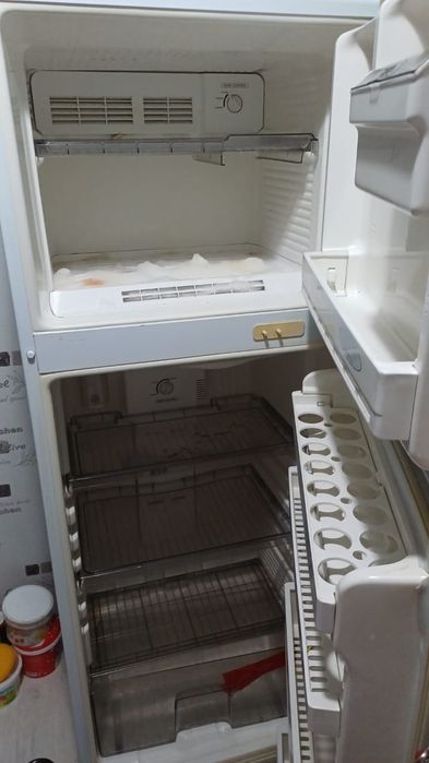 Продается бу холодильник