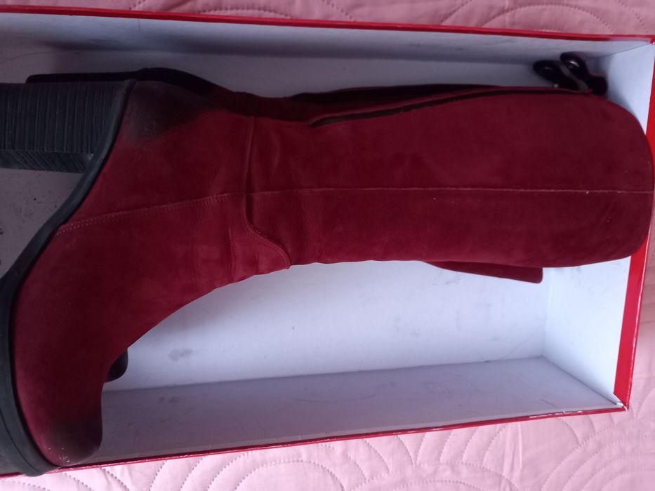 Ботуши от естествен велур