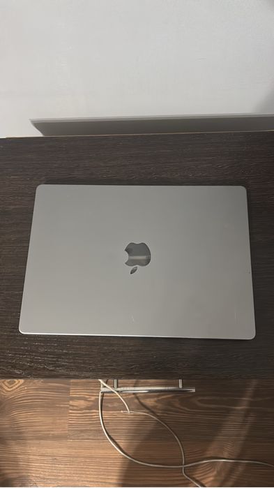 Macbook pro m3 с коробкой