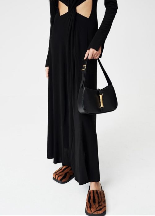 Продам сумку багет оригинал Charles&Keith