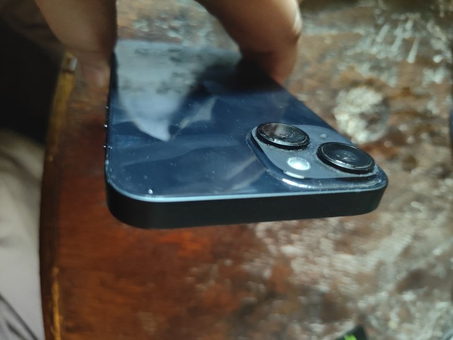 Iphone 14 128 GB / с остатъчна гаранция Виваком, над 6 месеца