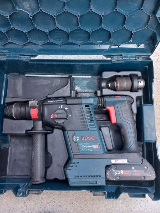 Vând rotopercutoare profesionale Bosch 18v și 36v