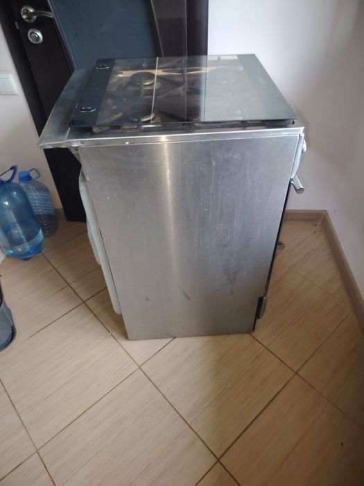 Продам газовую плиту Кайзер