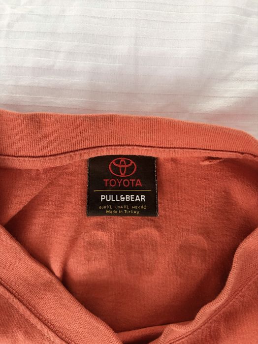 Продам лонгслив Pull&Bear
