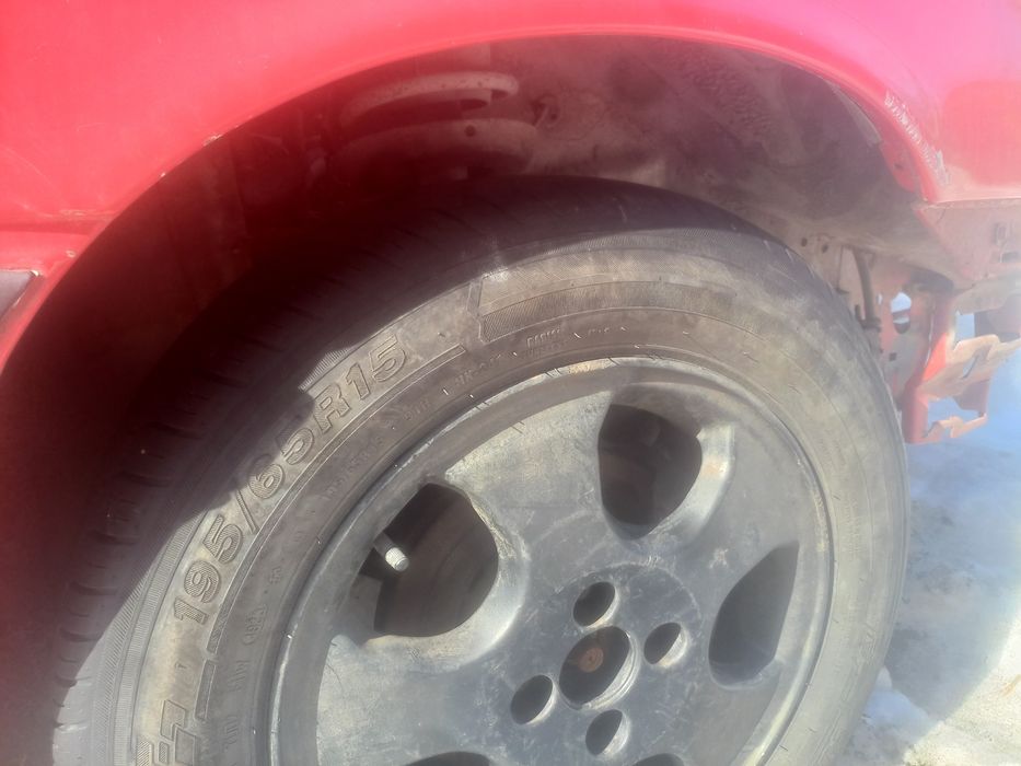 Титановые диски с резиной.