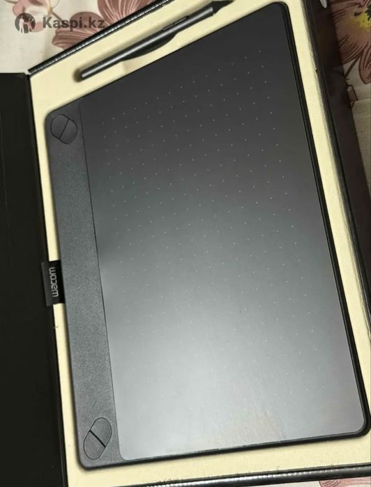 Графический планшет wacom intuos