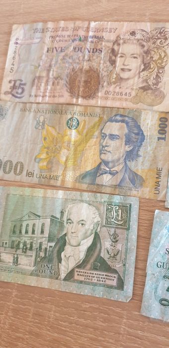 Bagnote vechi din marea Britanie si România