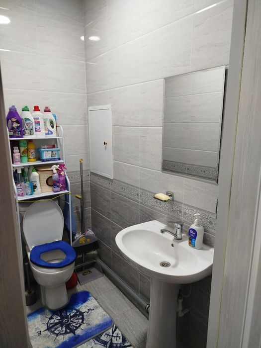 Продается 3-комнатная квартира в Яшнабадском р-не, мас. Олмос.