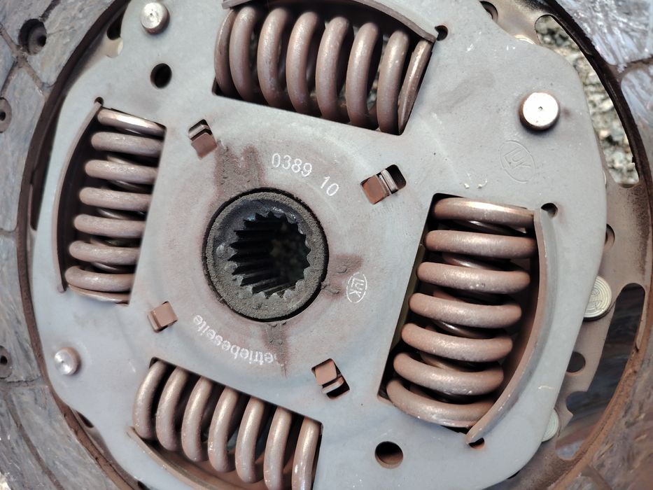 Комплект съединител с маховик за Пежо 207 / 307 / 308 / Peugeot 308 /