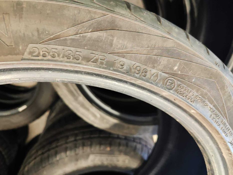 4бр.летни гуми 265/35/19 Vredestein