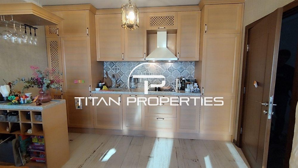 Продава се Тристаен апартамент в Бургас, Зорница - 98 кв.м за 3016 €/кв.м - Снимка #1