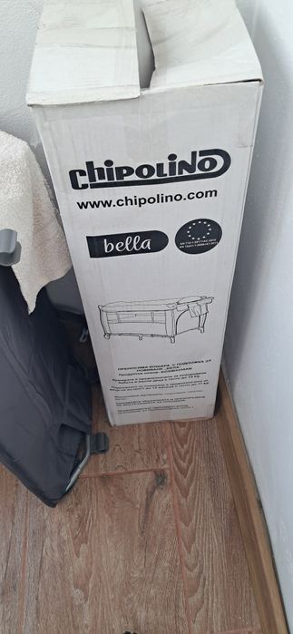 Vând pat pentru bebe