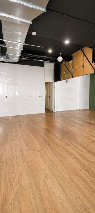 АРЕНДА | ЦЕНТР | КОММЕРЧЕСКОЕ | НЕЖИЛОЕ помещение 100м² + терасса 72м²