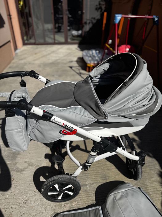 Бебешка количка vogue eco silver NIO