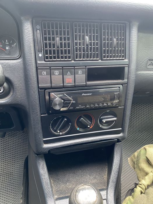 Прлдам Audi 80 B4