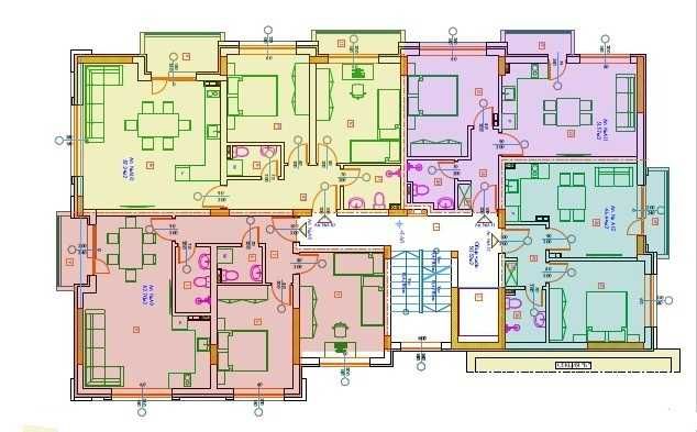 Продава се Тристаен апартамент в Благоевград, Освобождение - 97 кв.м за 500 €/кв.м - Снимка #1