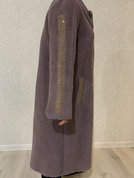 Пальто дешево новое