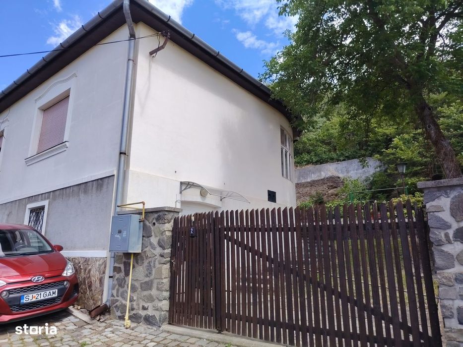 Casă impunătoare  în zonă centrală și liniștită – Șimleu Silvaniei