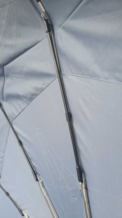 Автоматичен мъжки чадър за двама 130см диаметър с клапа за вятър