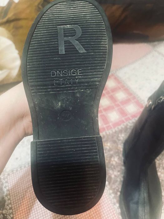 Продаются детские сапожки 31 размер