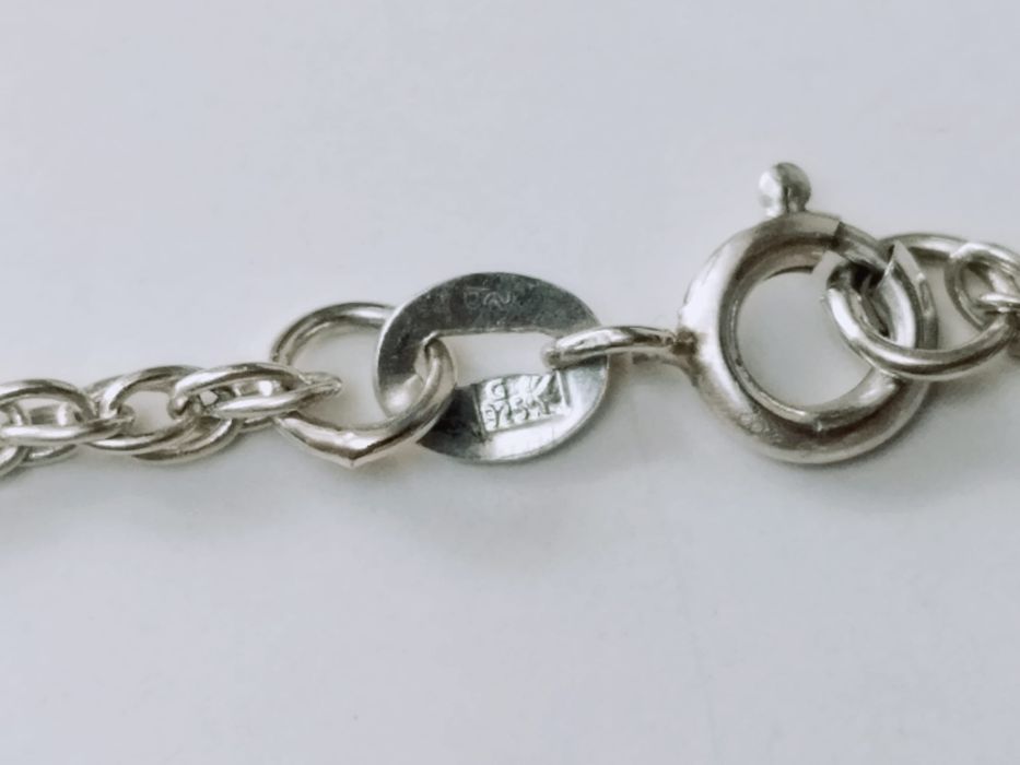 Vechi colier lant si pandantiv din argint de 925, Art Nouveau, model floral, pandantiv chihlimbar natural baltic galben, egg yolk, rar