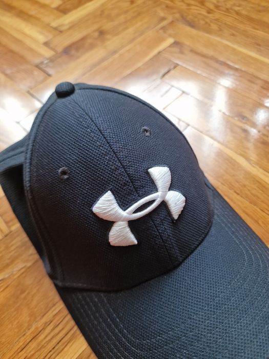 Страхотна мъжка шапка с козирка ADIDAS  и UNDER ARMOUR