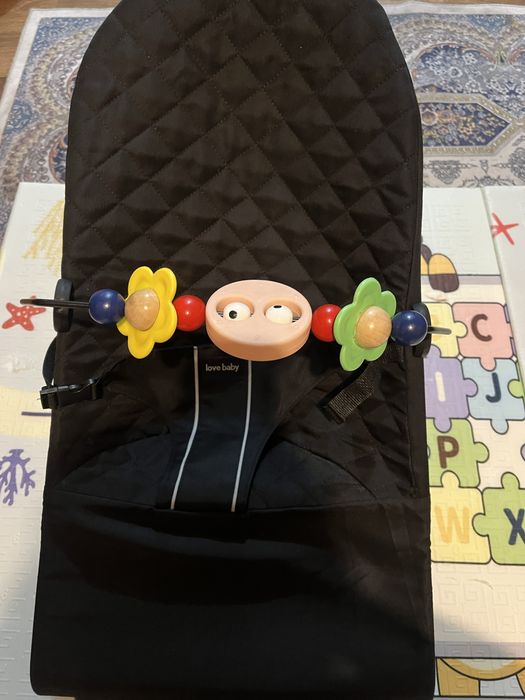 продам шезлонг почти новая