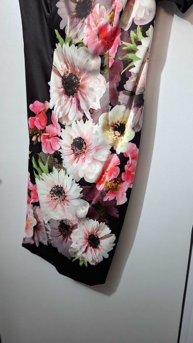 Ликвидация-By Very елегантна миди рокля с флорален принт паднало рамо