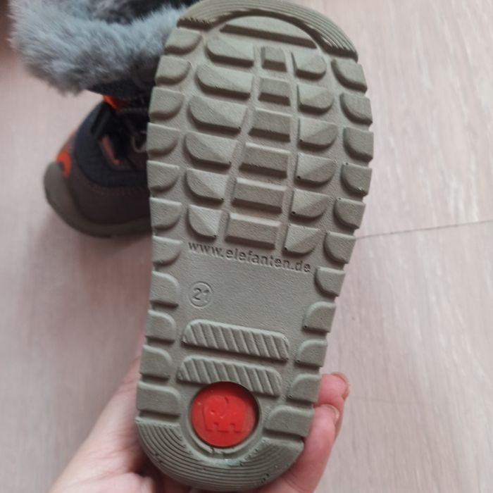 Детски боти размер 21