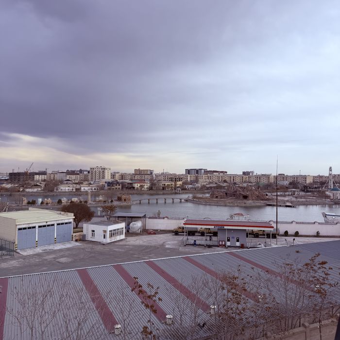 Урганч шахар А.Темур кучаси 60/1-уй, 70.11кв. 3 хонали хонадон