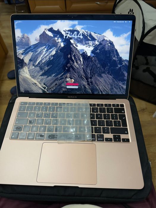 Macbook Air M1 перфектно състояние