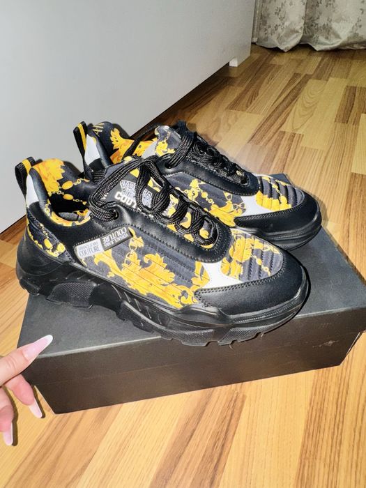 Pantofi Versace Jeans Couture - originali