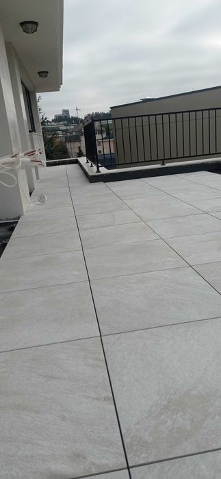 Ремонт на Баня ,Камък Гранитогрес, Повдигнат под