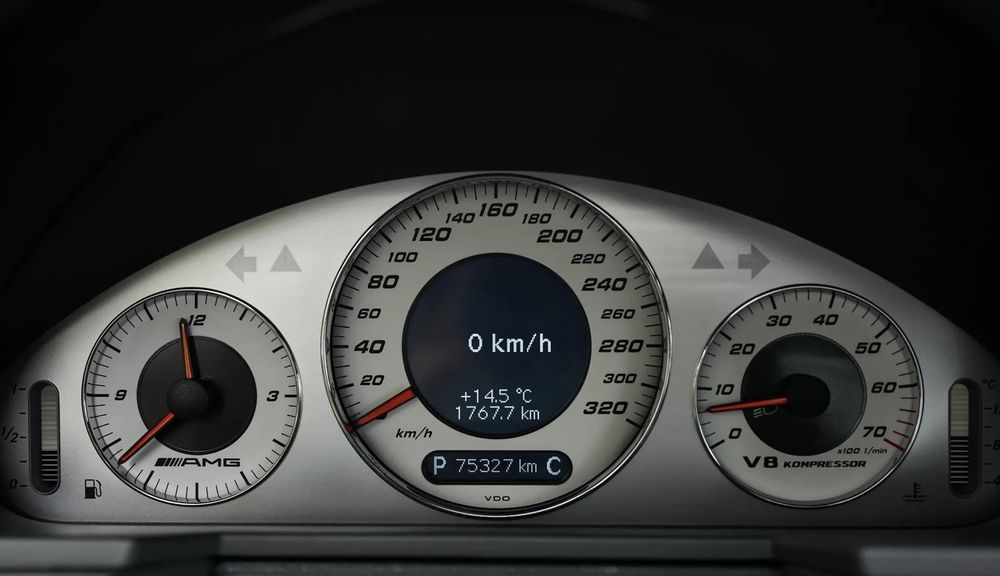 Продается Mercedes Benz W211