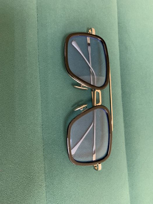 Солнцезащитные очки. Тони Старк