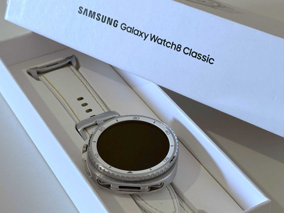 Бартер! Като НОВ! Samsung Galaxy Watch 8 Classic LTE White (Бял)