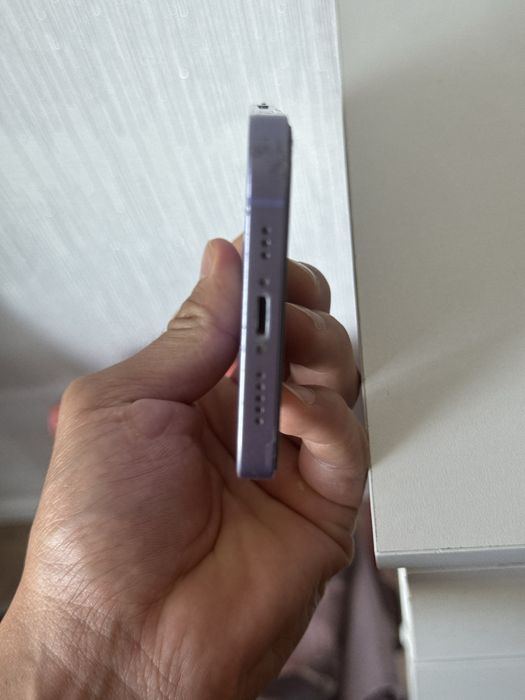 Продам iphone 12 64gb