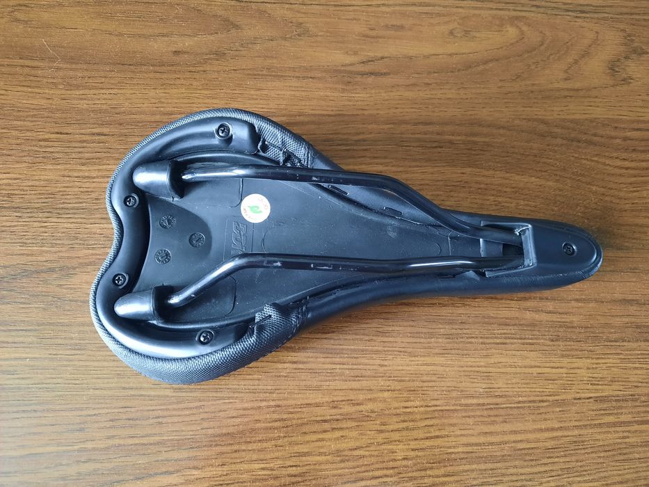 Седло велосипедное MERIDA